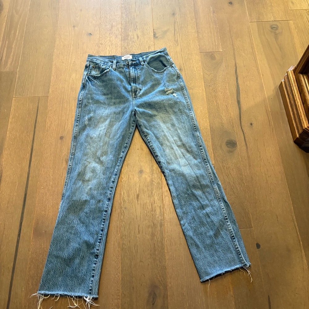 Pistola $148 Eden High Rise Mom Kick Straight Distressed Jeans Koi 28/6 - Picture 2 of 13